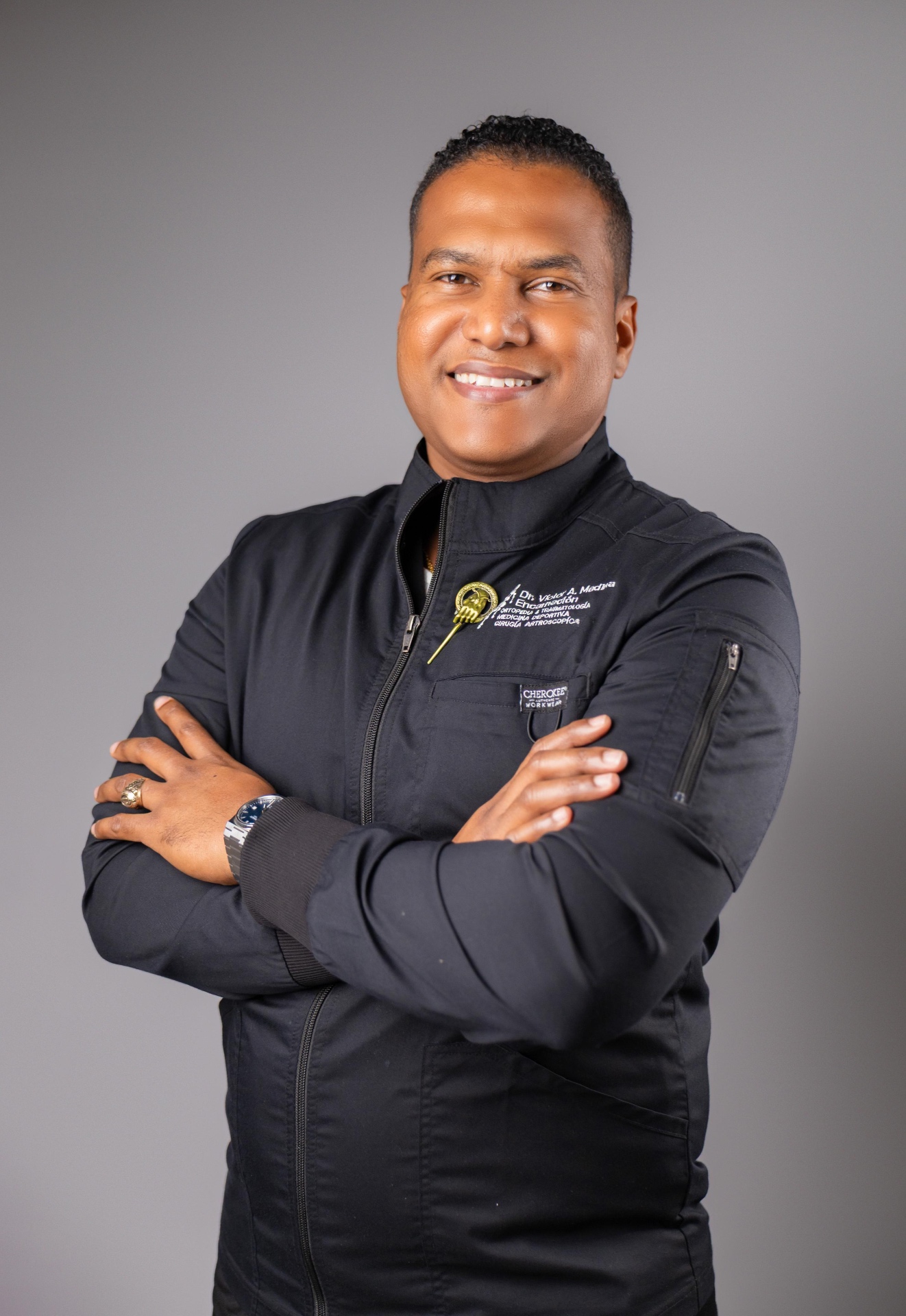 Dr. Victor Medina, Especialista en Ortopedia y Traumatología